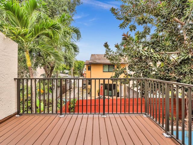 3841 Farragut Street, Hollywood, FL 33021
