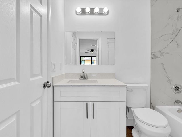 3841 Farragut Street, Hollywood, FL 33021