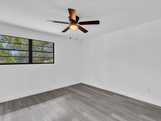 3841 Farragut Street, Hollywood, FL 33021