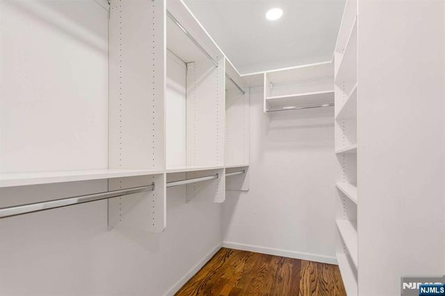 20 Zazzetti Street 3, Waldwick, NJ 07463