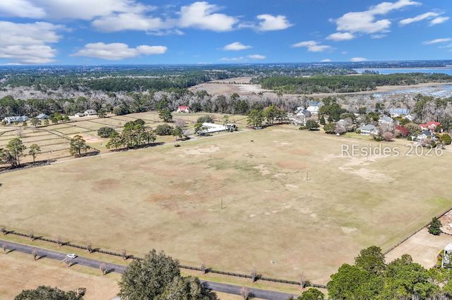 224 White Oaks Cir, Bluffton, SC 29910