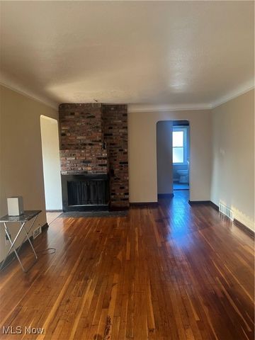 20625 Centuryway Road, Maple Heights, OH 44137