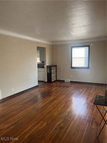 20625 Centuryway Road, Maple Heights, OH 44137