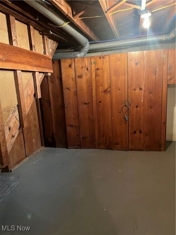 20625 Centuryway Road, Maple Heights, OH 44137