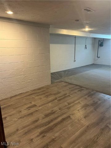 20625 Centuryway Road, Maple Heights, OH 44137