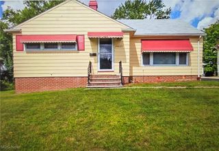 20625 Centuryway Road, Maple Heights, OH 44137