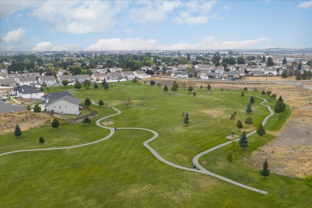 13710 W 12 Ave, Airway Heights, WA 99001