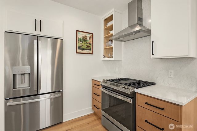 4206 Dayton Avenue N, Seattle, WA 98103