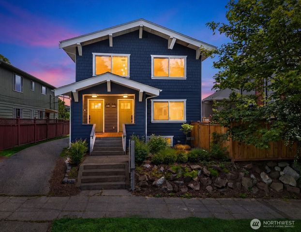 4206 Dayton Avenue N, Seattle, WA 98103