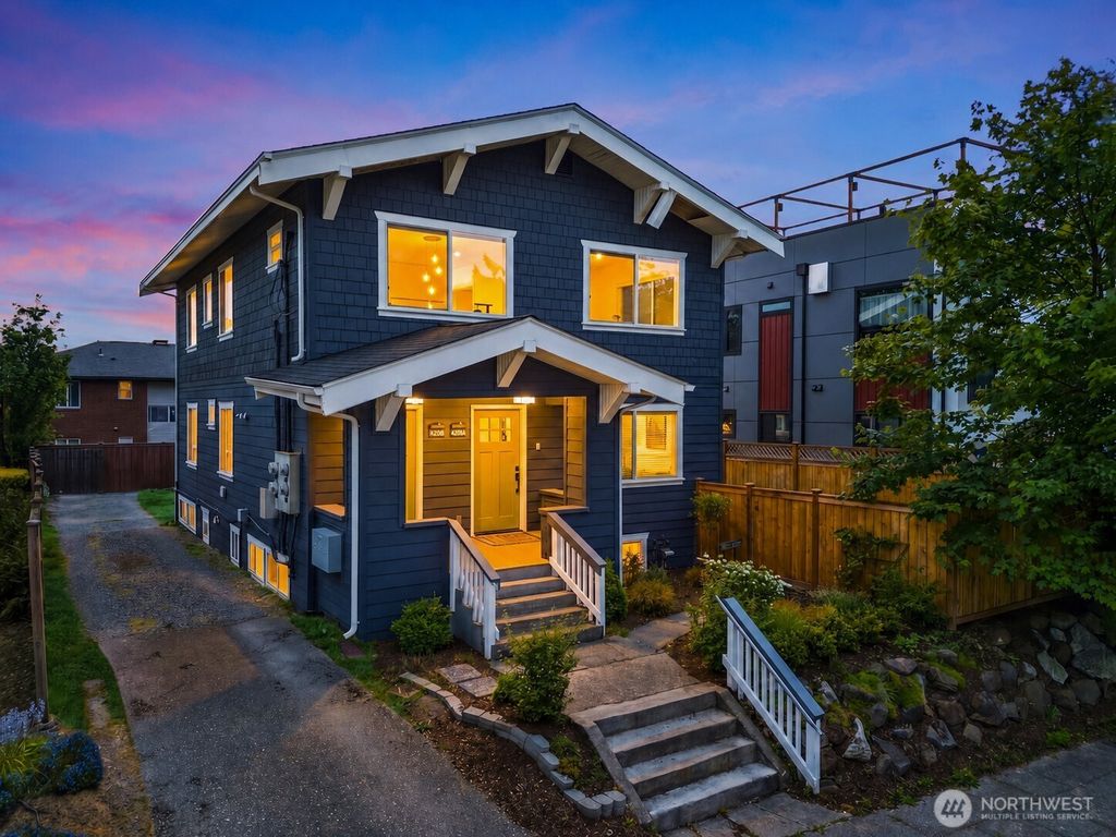 4206 Dayton Avenue N, Seattle, WA 98103