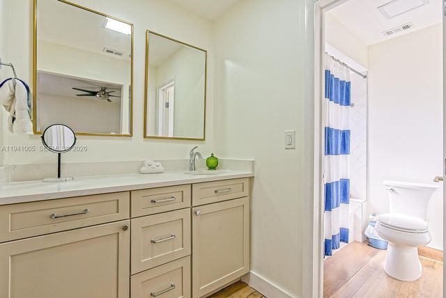 10900 SW 124th Rd, Miami, FL 33176