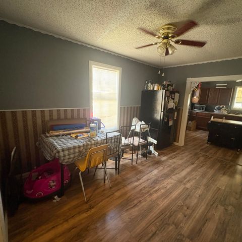 1507 N 5th Street, Tahoka, TX 79373