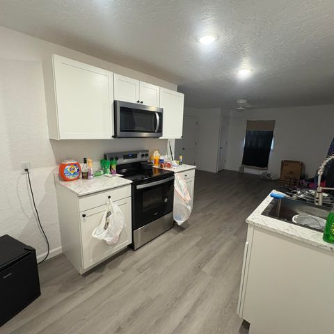 1507 N 5th Street, Tahoka, TX 79373