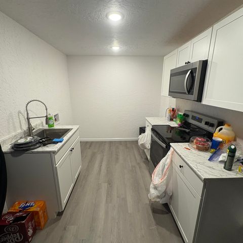 1507 N 5th Street, Tahoka, TX 79373