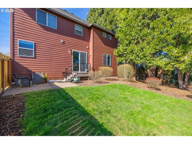 13592 Se SIERRA Dr, Clackamas, OR 97015