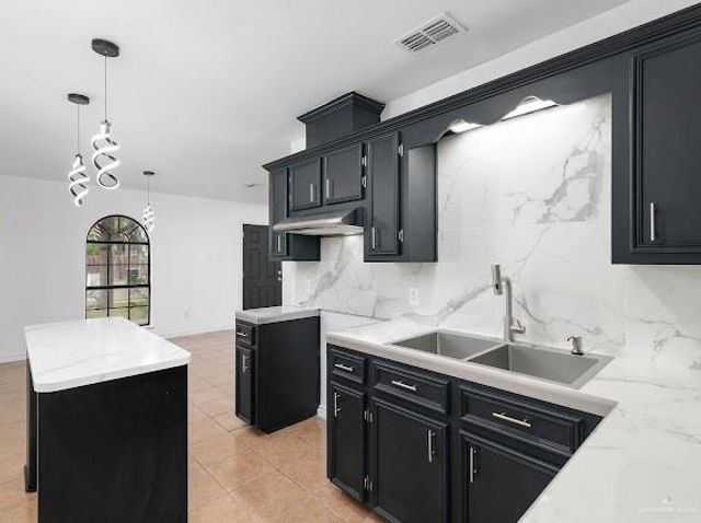 5810 S 28th Lane, Mcallen, TX 78503
