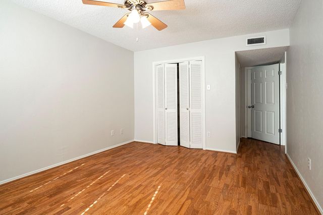 5812 Milton Street 105, Dallas, TX 75206