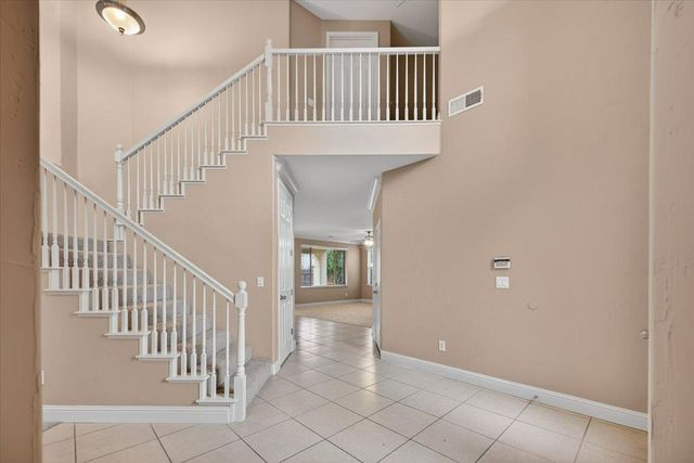 6659 W Morris Avenue, Fresno, CA 93723