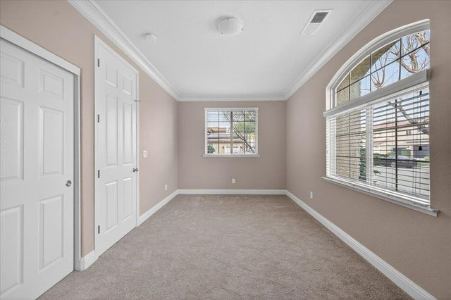 6659 W Morris Avenue, Fresno, CA 93723