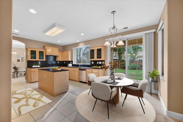 6659 W Morris Avenue, Fresno, CA 93723