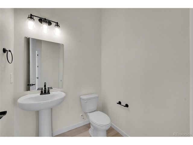 8538 S Quatar St, Aurora, CO 80016