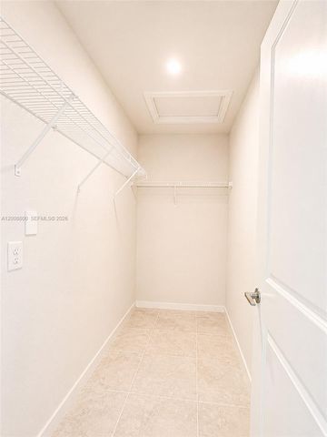 1041 NW 5th St 1041, Florida City, FL 33034