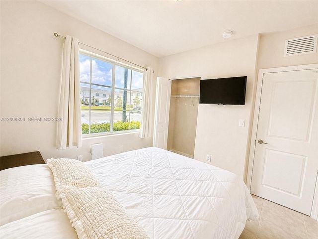 1041 NW 5th St 1041, Florida City, FL 33034