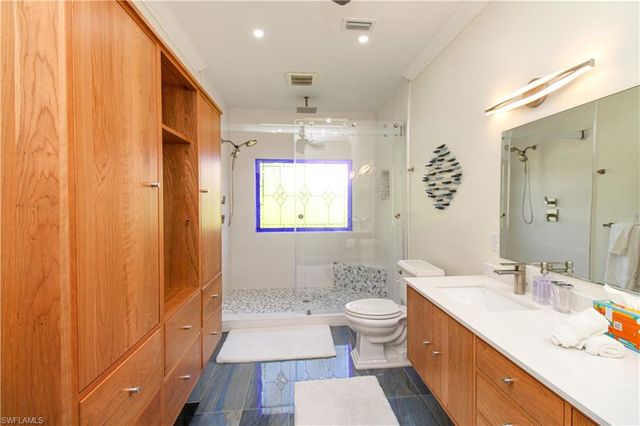 2150 Marina DR, Naples, FL 34102