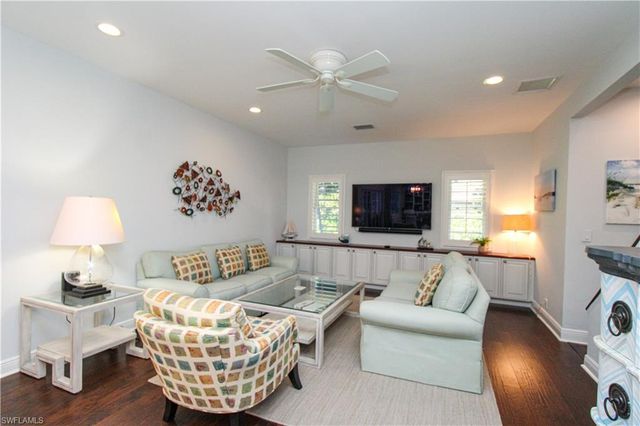 2150 Marina DR, Naples, FL 34102