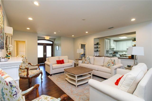 2150 Marina DR, Naples, FL 34102