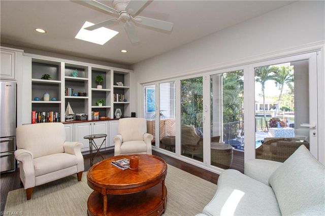 2150 Marina DR, Naples, FL 34102