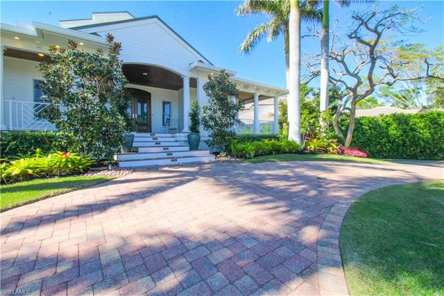2150 Marina DR, Naples, FL 34102