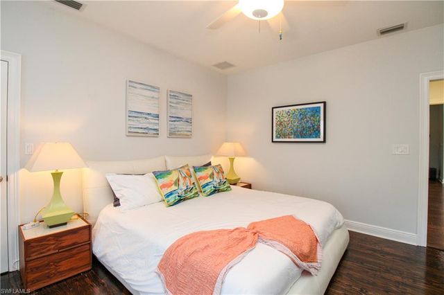 2150 Marina DR, Naples, FL 34102