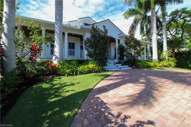 2150 Marina DR, Naples, FL 34102