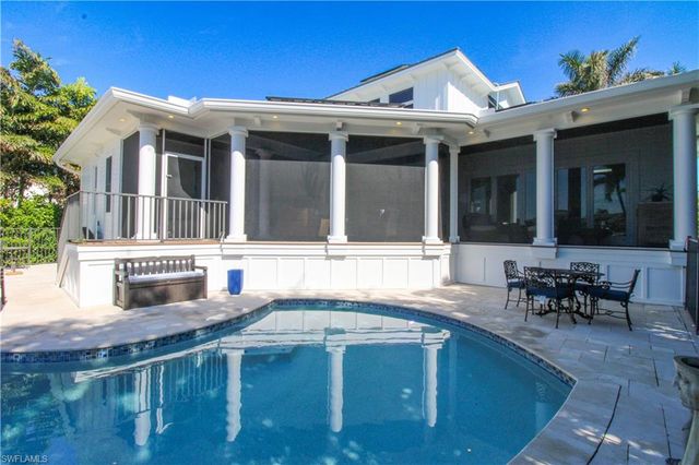 2150 Marina DR, Naples, FL 34102