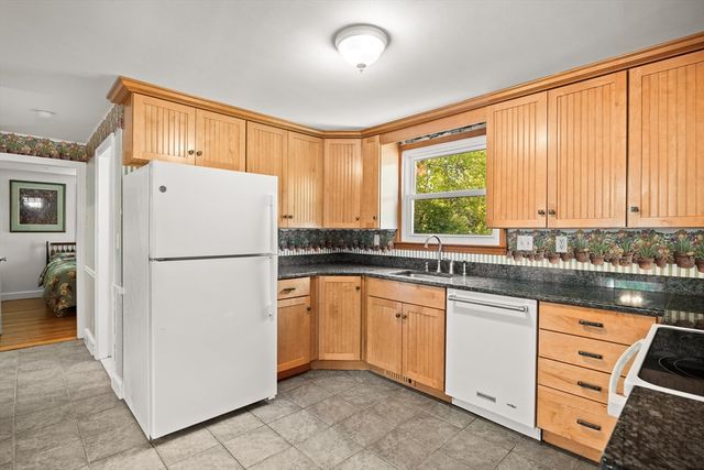 19 Wilbur St, Easton, MA 02356