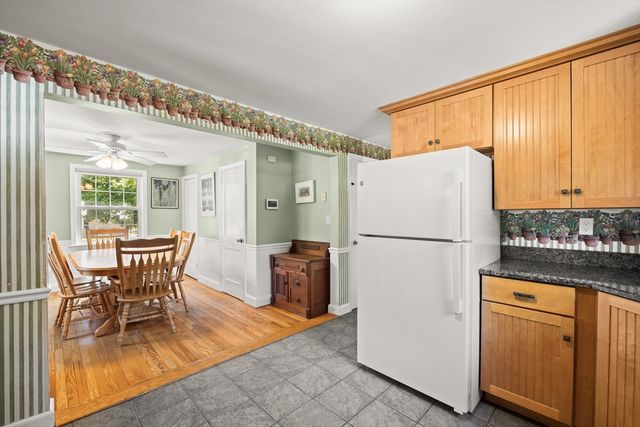 19 Wilbur St, Easton, MA 02356