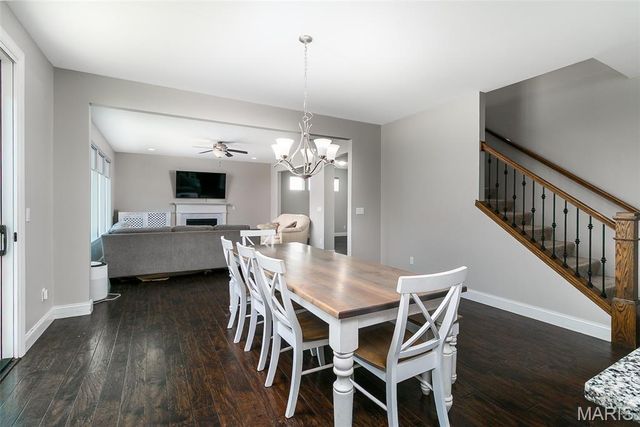214 Carlton Point Drive, Wentzville, MO 63385