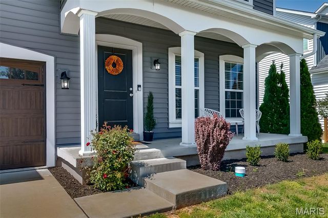 214 Carlton Point Drive, Wentzville, MO 63385