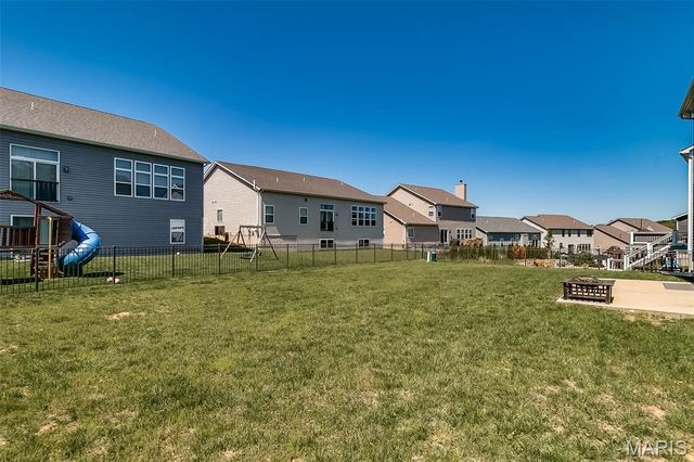 214 Carlton Point Drive, Wentzville, MO 63385