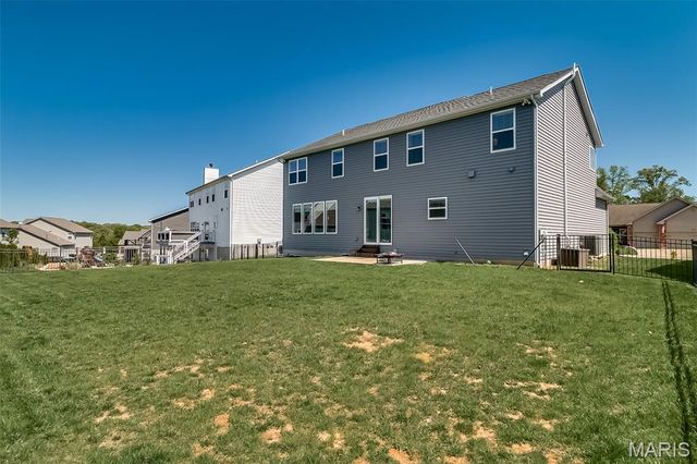 214 Carlton Point Drive, Wentzville, MO 63385