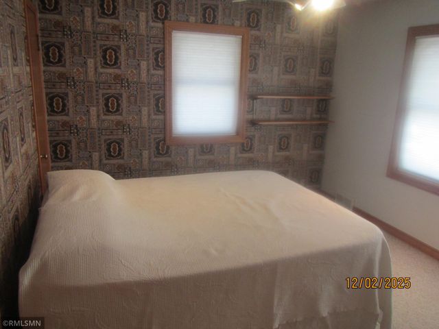 2061 Arlington Avenue E, Saint Paul, MN 55119