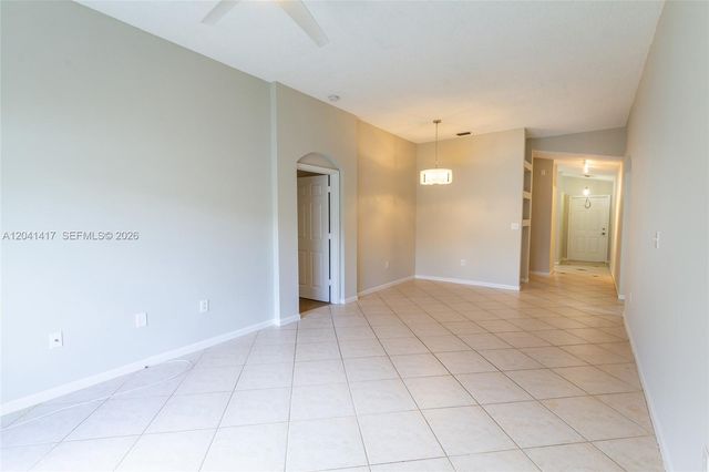 11811 SW 8th St, Pembroke Pines, FL 33025