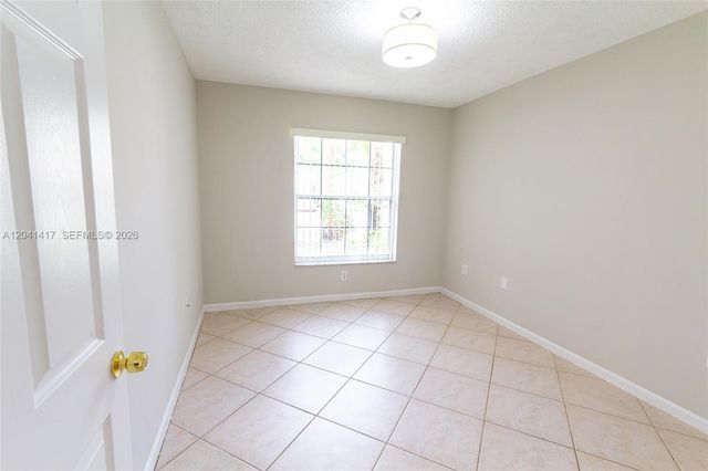 11811 SW 8th St, Pembroke Pines, FL 33025