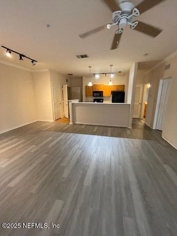 8290 GATE Parkway W 310, Jacksonville, FL 32216