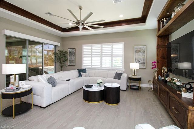 14849 Windward LN, Naples, FL 34114