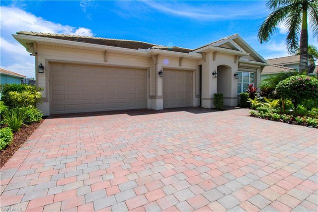 14849 Windward LN, Naples, FL 34114