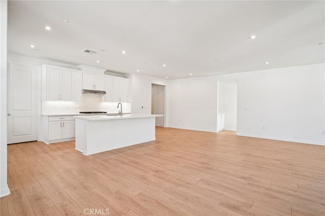 73564 Raphael Drive, Palm Desert, CA 92211
