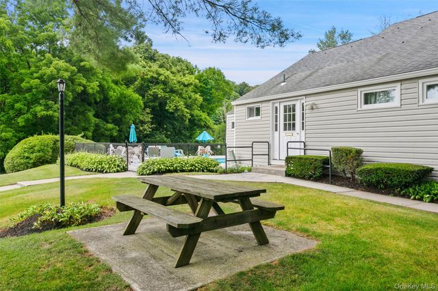502 Holly Stream Court, Brewster, NY 10509