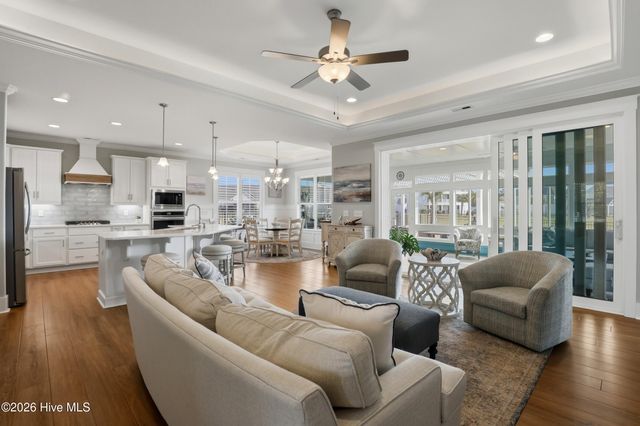 566 Moss Lake Lane, Holly Ridge, NC 28445